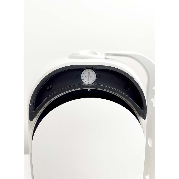 Weatherproof wall-mounted compact loudspeakers 40W