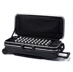 Loading case with 30 compartments